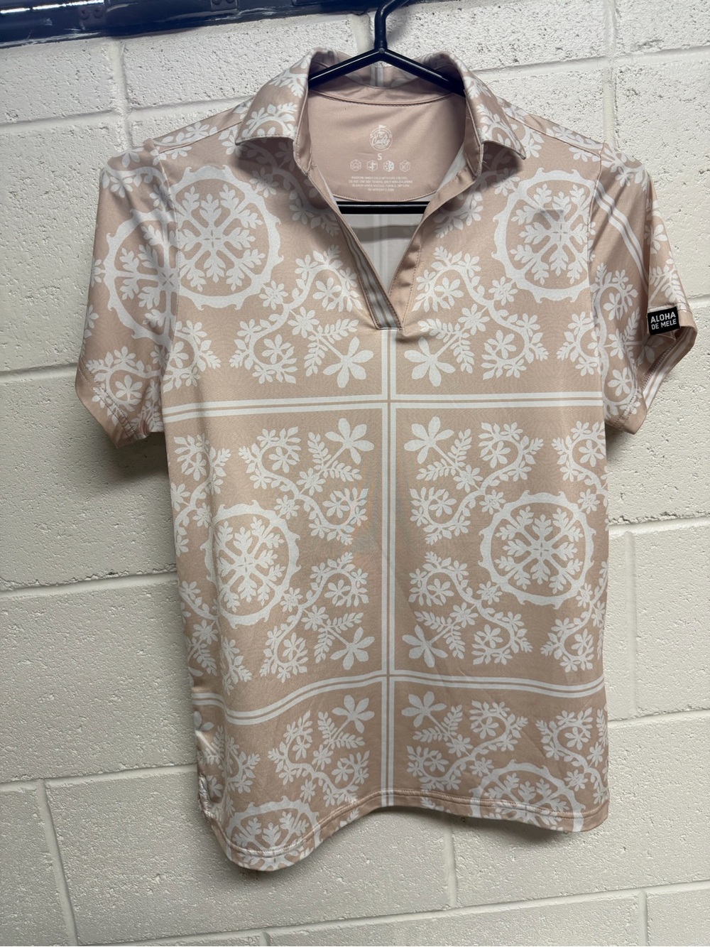 Sugar caddy x Aloha de Mele women’s polo quilt pattern small Golf tennis